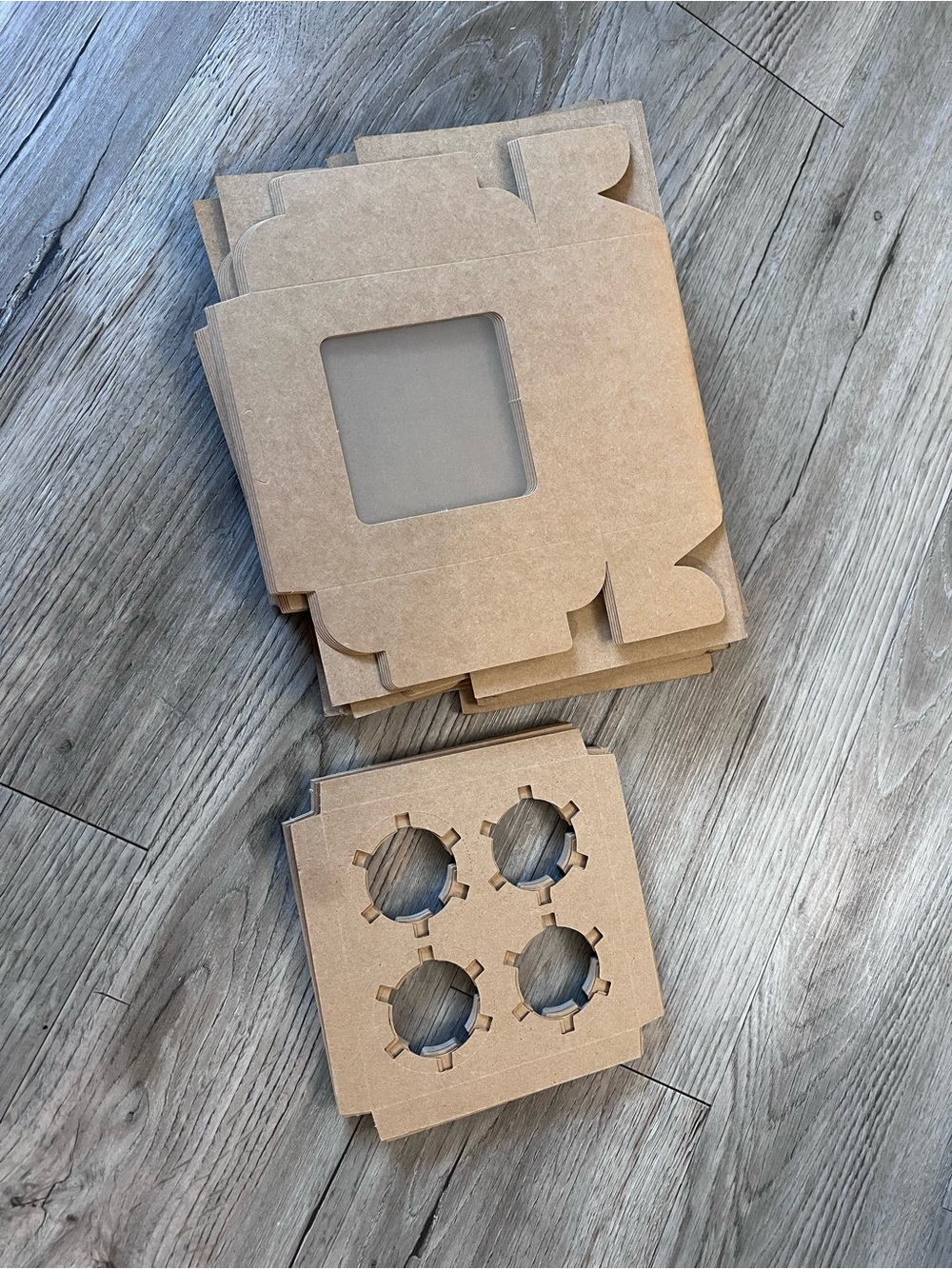 Brown Cardboard 4-Cupcake Packaging
